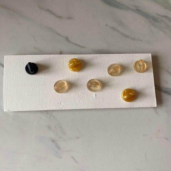 LOT OF 7 vintage USA state souvenir enamel pins - Picture 4 of 6